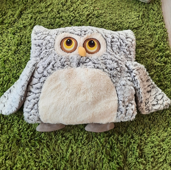 Owl Pillow - Picture 1 of 2